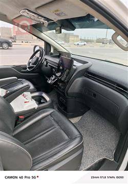 هيونداي ستاريا